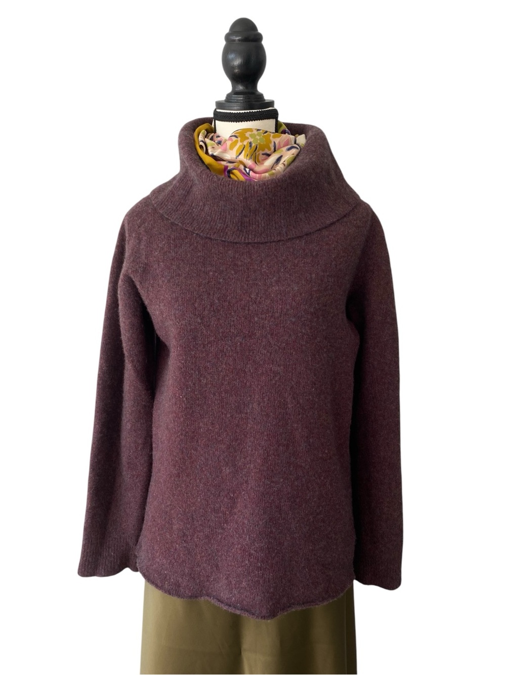 Relaxed Cowl Neck Sweater in Plum Size L wool cashmere blend